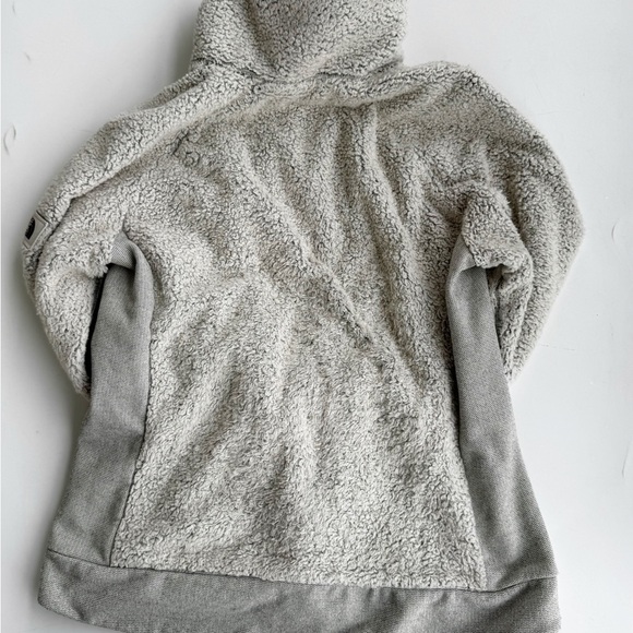 The North Face Women's Jacket - Picture 5 of 5